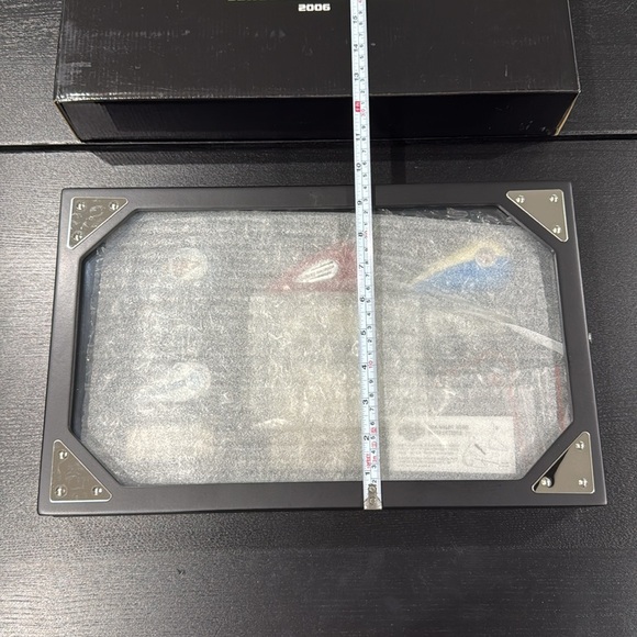 Harley-Davidson Collectible Limited Edition Tank Ornament Set - 2006 - Picture 11 of 12